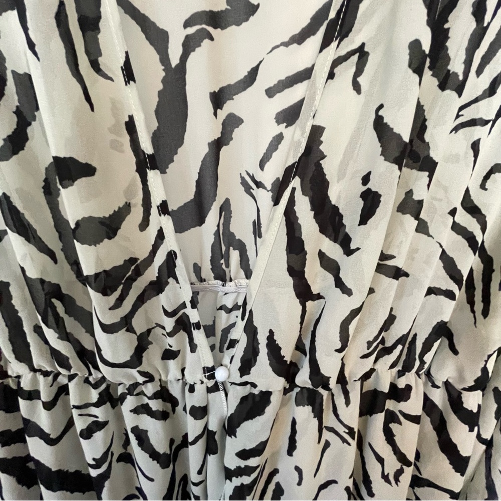 Black and White Zebra Print Swim Coverup - Picture 3 of 4